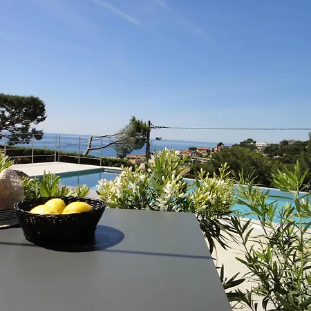 Holiday home - Maison Mediterranee - Piscine Chauffee A 30c
